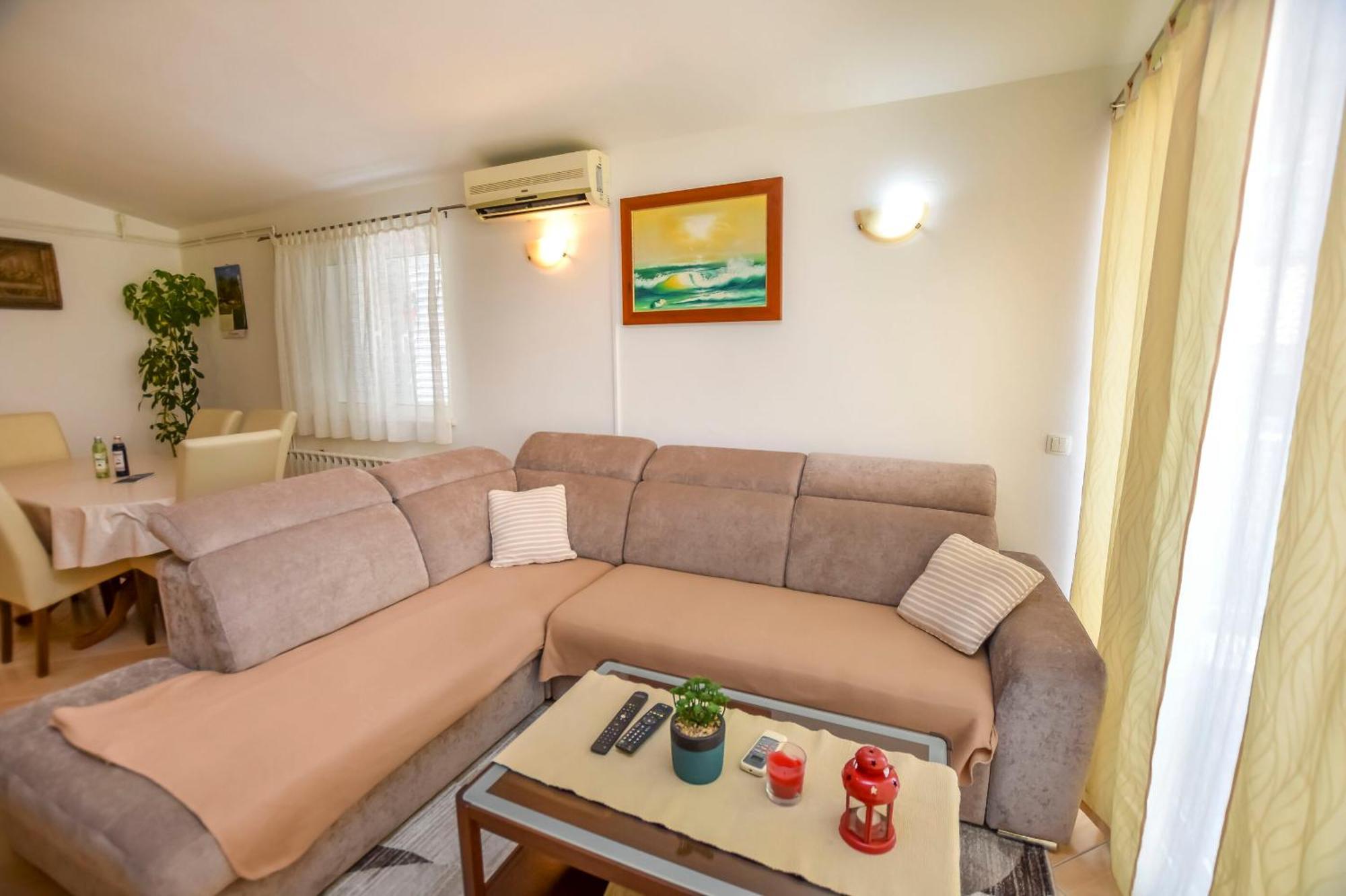 Apartments Jasna Primošten Extérieur photo
